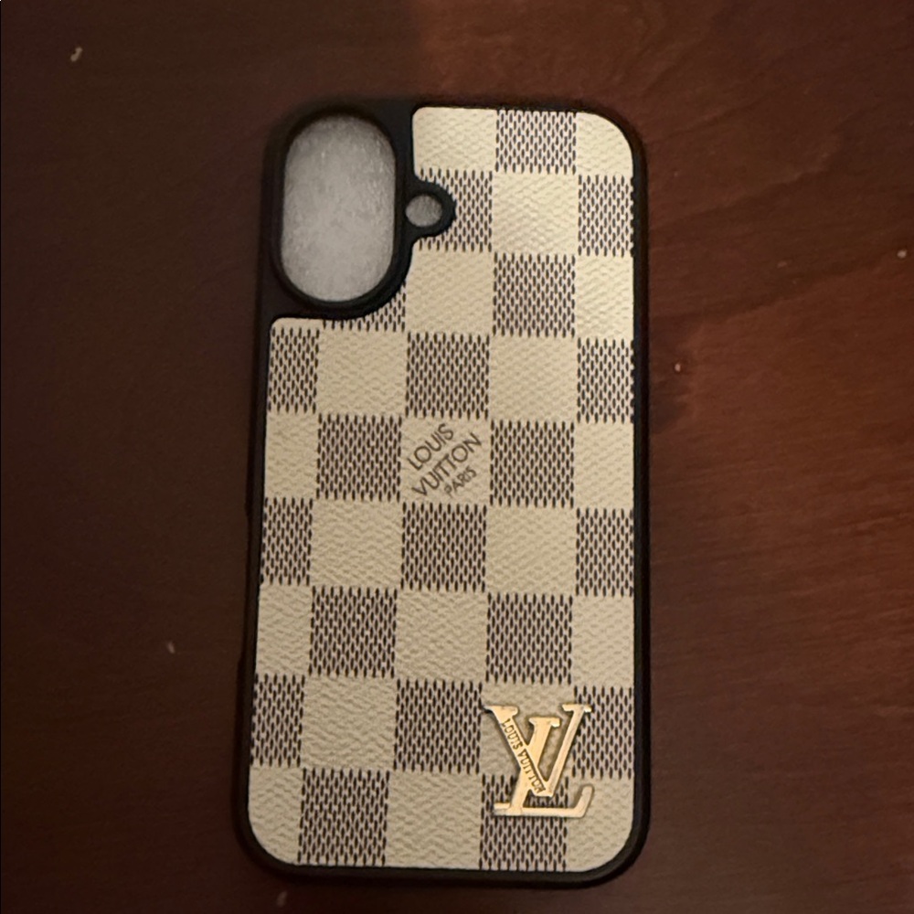 Louis Vuitton Checkered Phone Case - Cream and Black